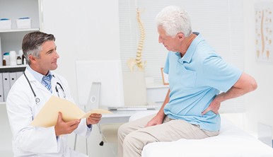 Az ortopédiai orvosi konzultáció során a részletes kórelőzmény és az állapotfelméréshez szükséges fizikai vizsgálatok alapján készül el a kezelési terv.